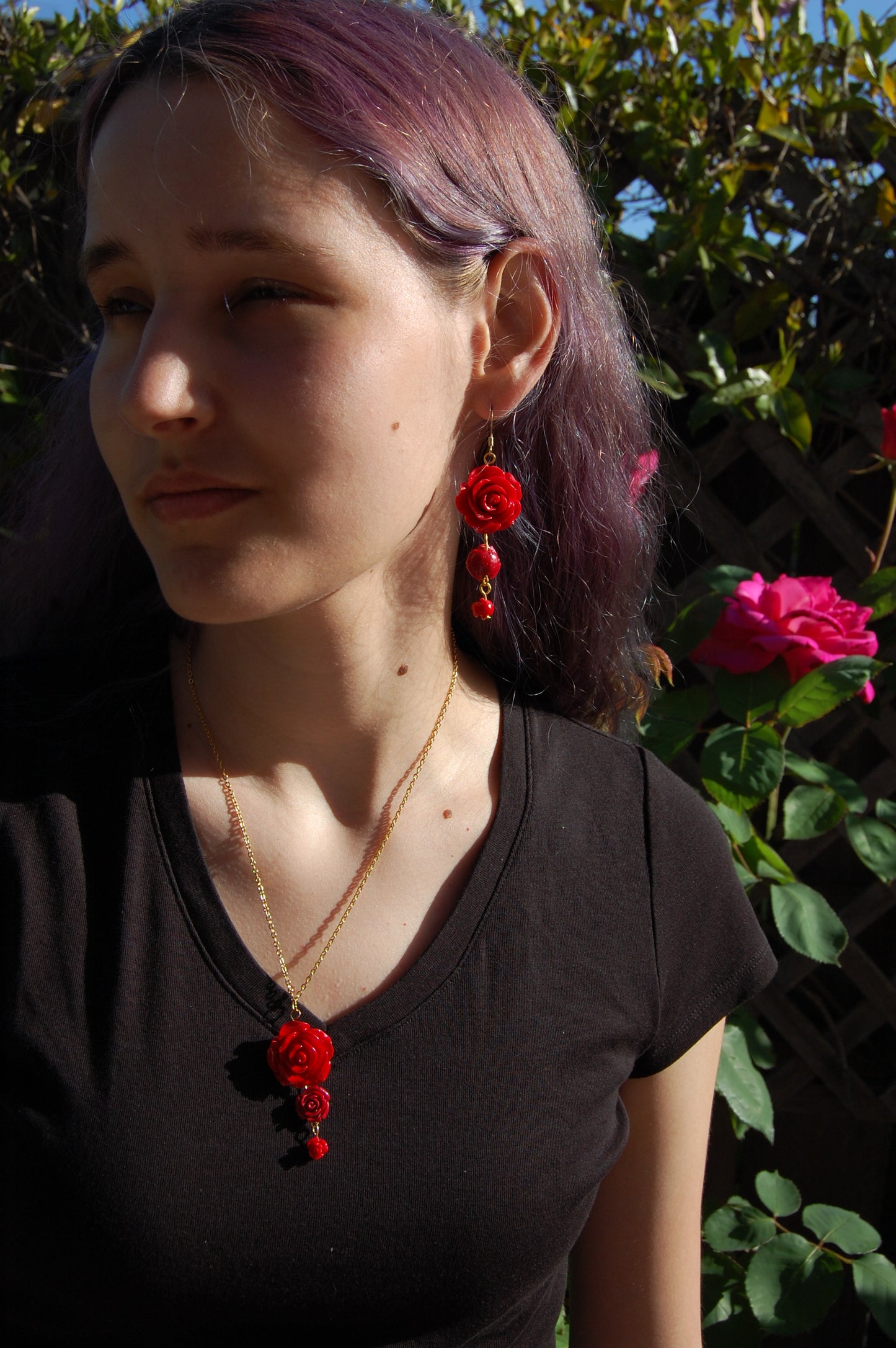Triple Red Rose Necklace