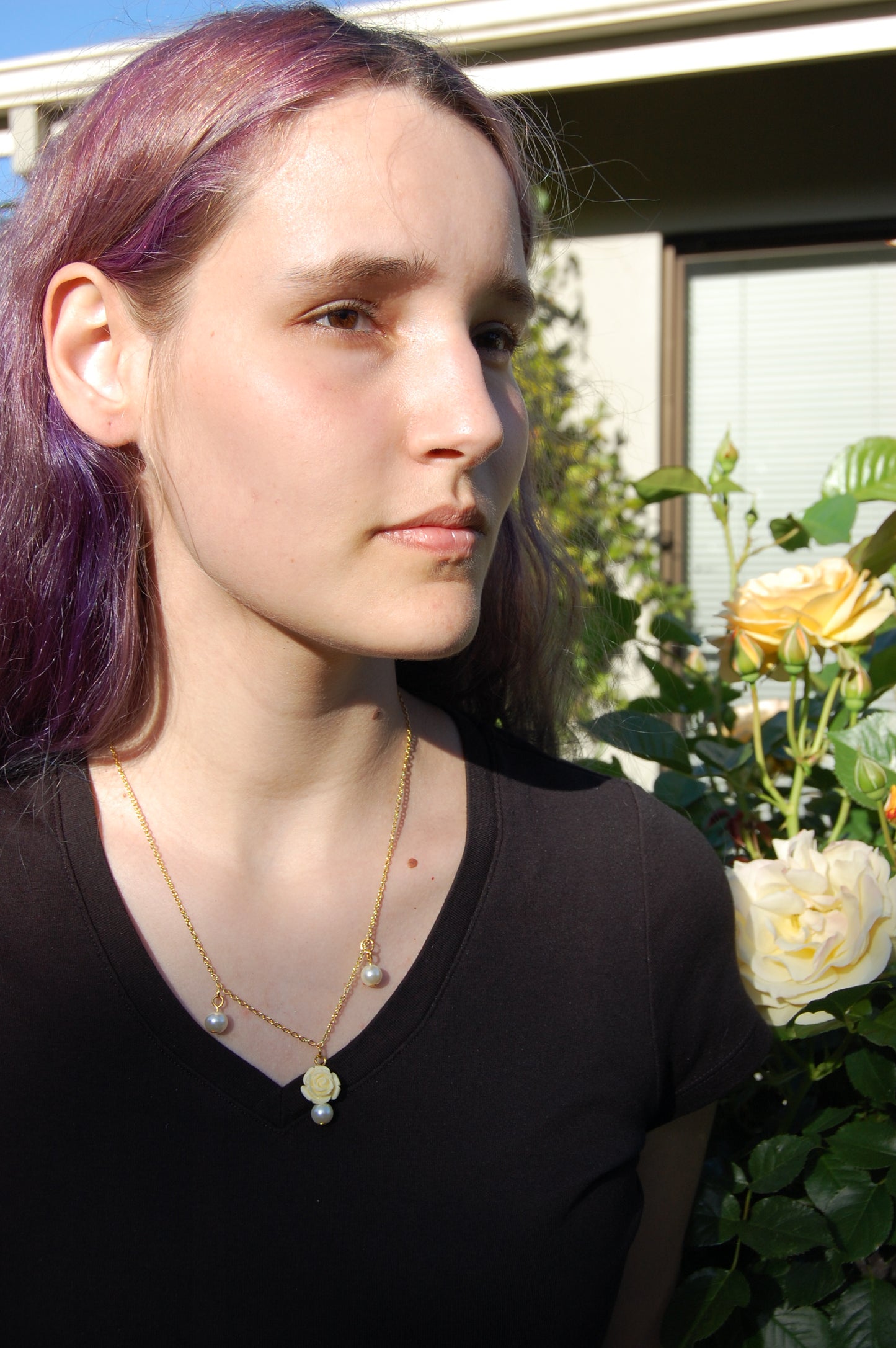 White Rose and Pearl Necklace